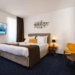 Ξενοδοχείο Sumava 3*